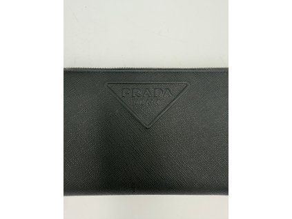Kožená peněženka PRADA Zip in Saffiano