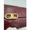 CELINE TRIOMPHE Reptile Skin Burgundsko spojka