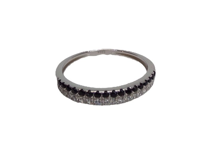 Stříbrný prsten černý,bílý zirkony vel.55 SPR006