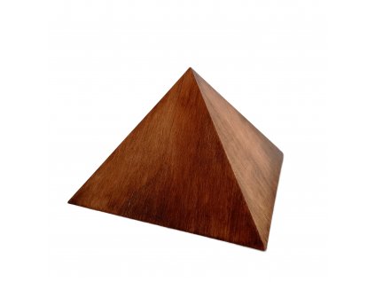 Dřevěná pyramida