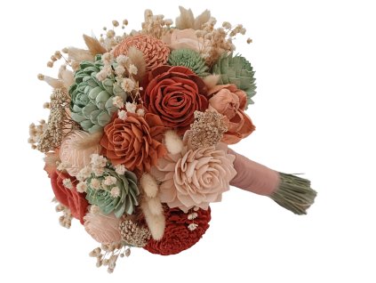 Kytice z dřevěných květin – elegantní a nadčasová dekorace