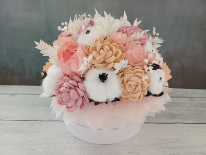 Bílý květinový box Trvalé květy – ručně vyráběná dekorace