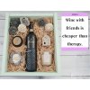 Vínobox pro chvíle pohody – elegantní set pro relax & radost