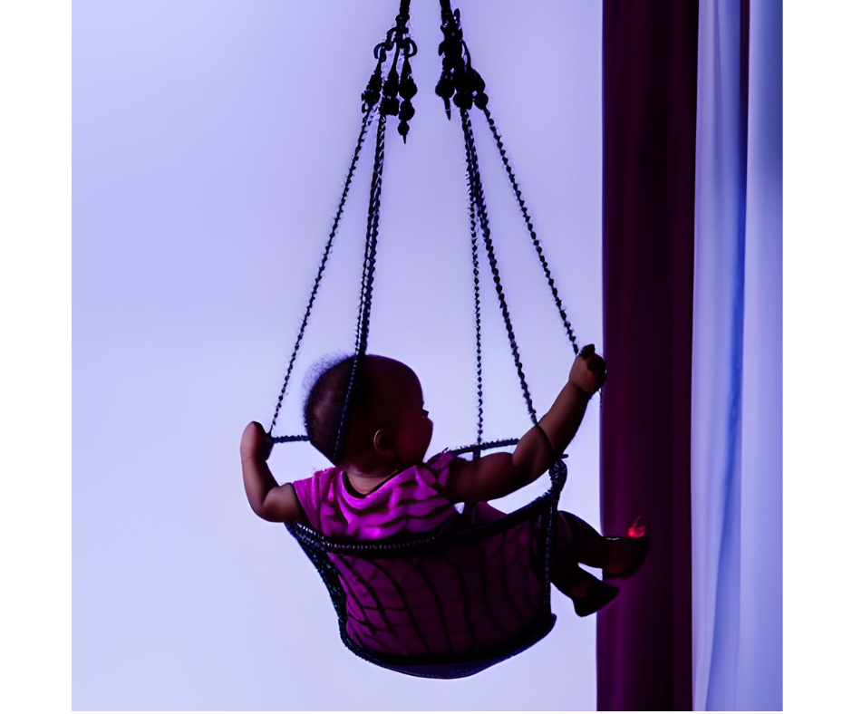 A Hintázás Előnyei a Babák Fejlődésében és Nyugalmában