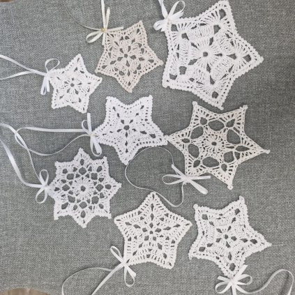 Háčkované vánoční hvězdičky od paní Kateřiny