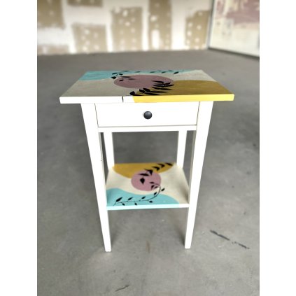 NEmaluj na IKEA nábytek - noční stolek Hemnes