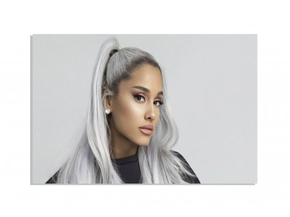 Ariana (w)