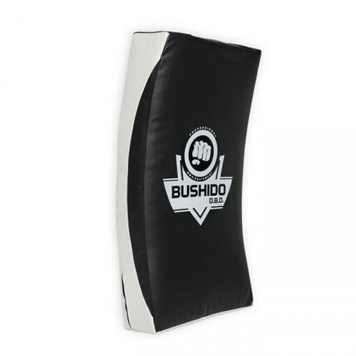 E-shop BUSHIDO SPORT Prehnutý štít BUSHIDO 62x35x12 cm -biely