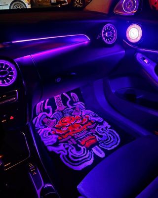 @vibinrugs lighting up the ride with this oni-inspired tufted car rug 👹💜 #tufting #tuftedrug #customrug #carrugs...