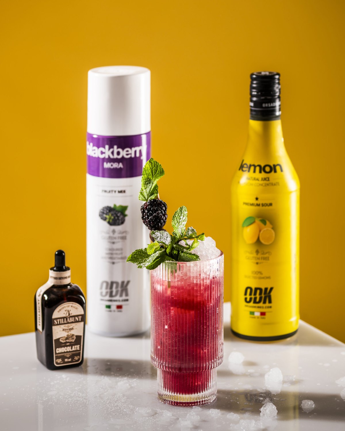 Blackberry Mint Julep — ostružinový julep s mátou na drceném ledu
