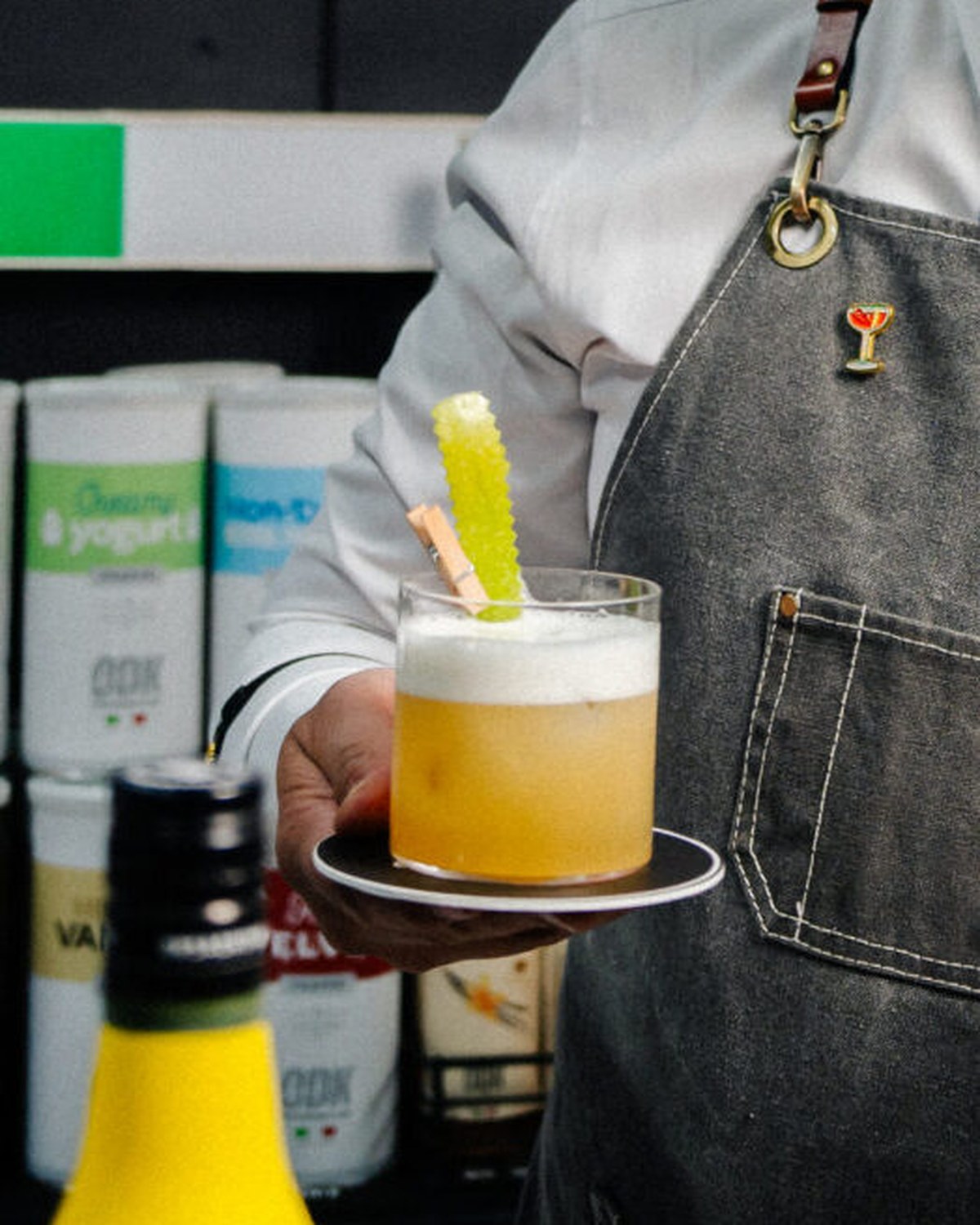 Salted Caramel Apple highball s jablečnou kůrou