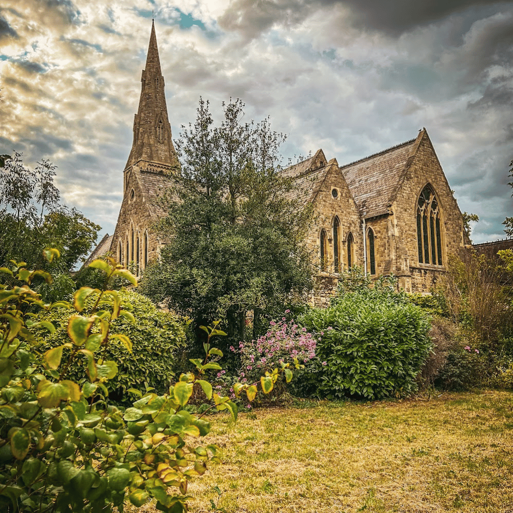 Zo života v Anglicku: Svätá hernička