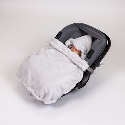 nanoznik nepadaci deka do autosedacky tulimese (27)