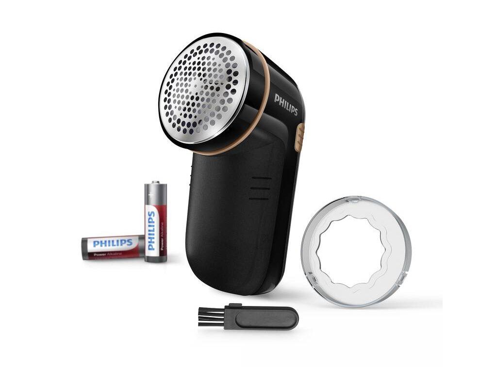Kompletné balenie odžmolkovača Philips GC026/80 s batériami a kefkou