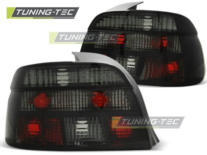 ZADNÍ SVĚTLA KOUŘOVÁ pro BMW E39 09.95-08.00