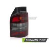ZADNÍ SVĚTLO ČERVENÉ KOUŘOVÉ PRAVÉ TYC pro VW T5 03-09