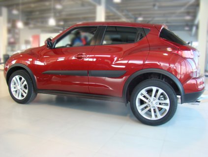 Boční ochranné lišty dveří Nissan Juke 11R