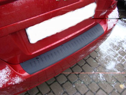 Plastový kryt prahu pátých dveří Chevrolet Aveo 07R sed