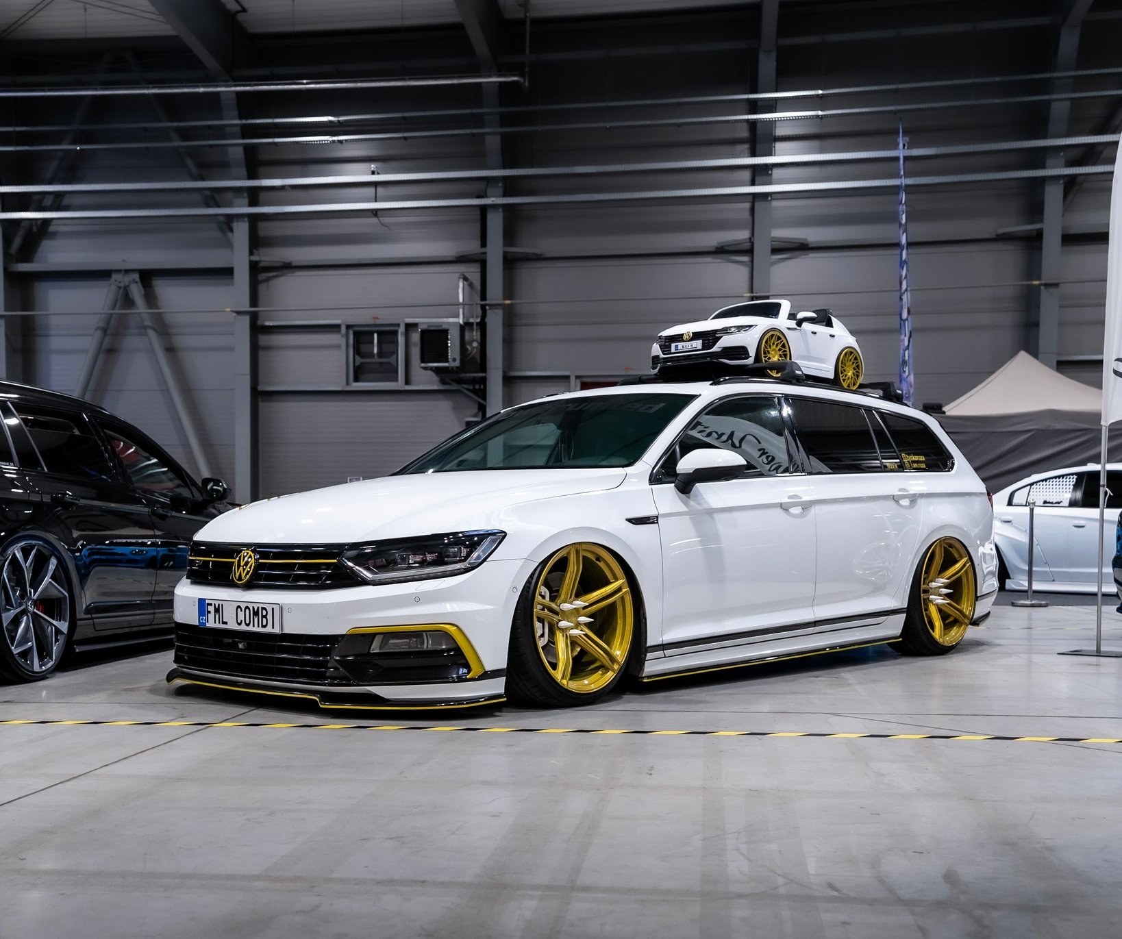 VW Passat B8 Variant s airRIDE-System PREMIUM kitem