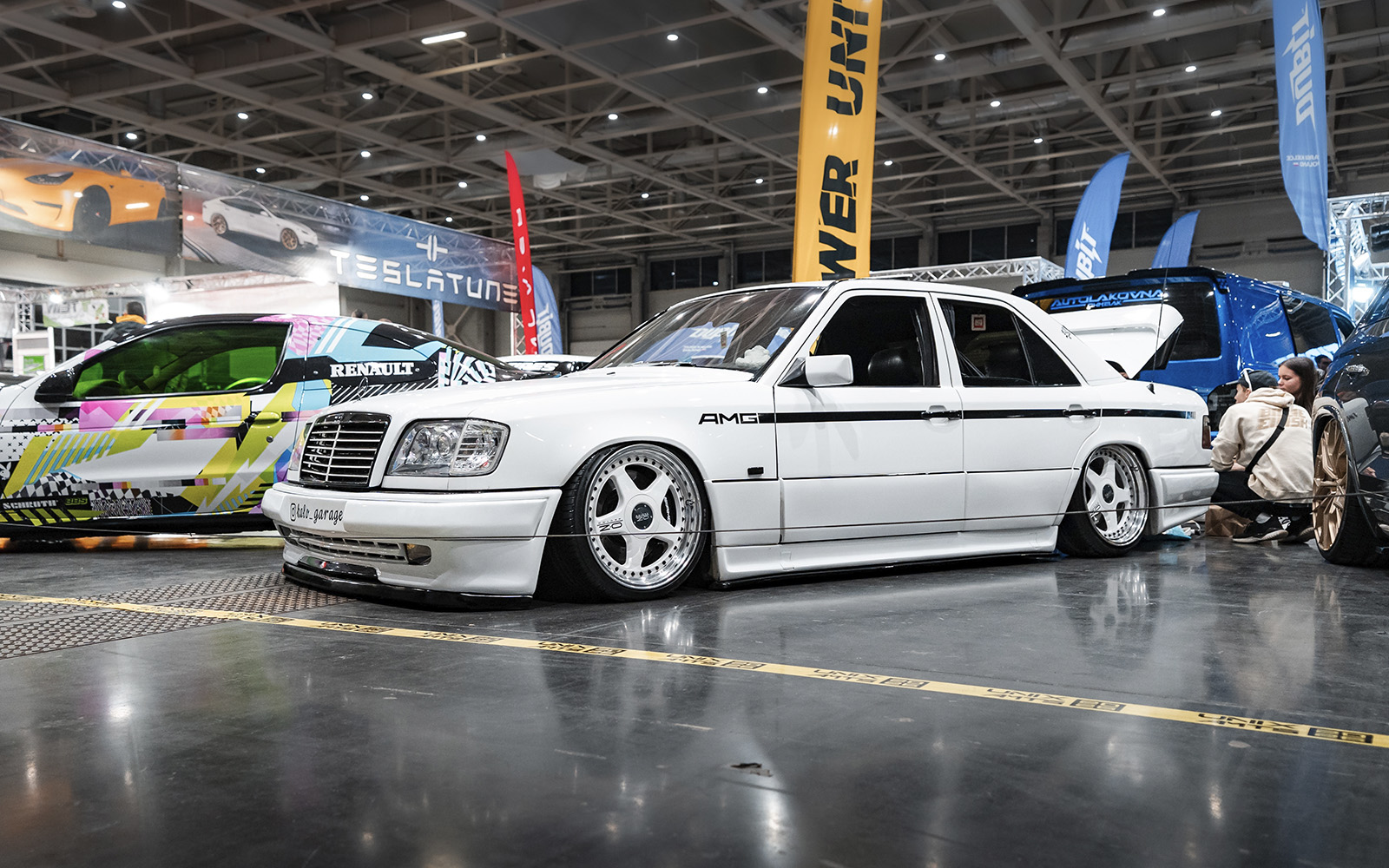 Nový vzduchový podvozek pro Mercedes W124