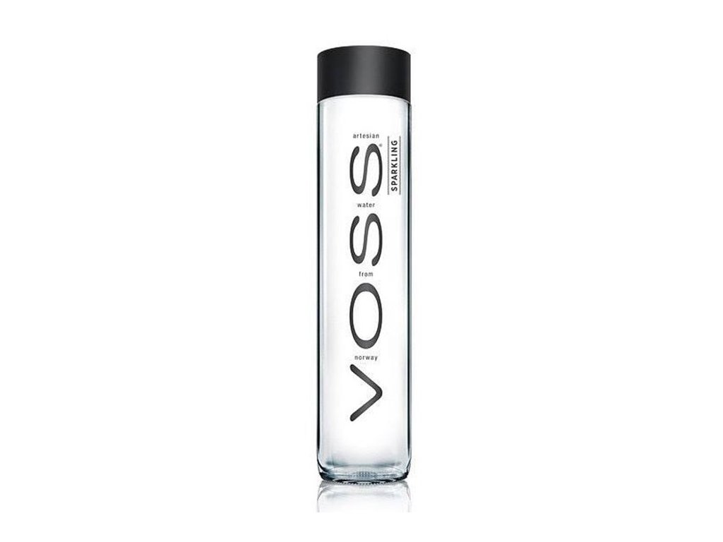 VOSS perlivá 800 ml SKLO