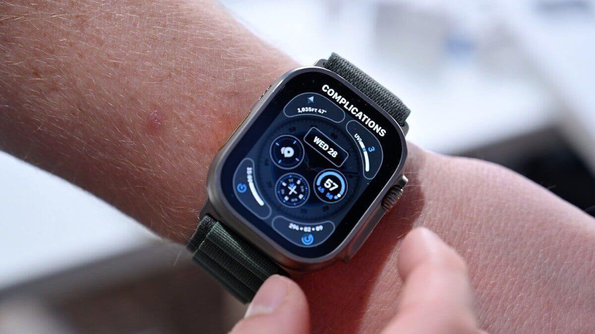Apple watch ultra 2 na ruke. 