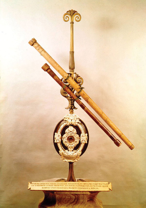Galileov prvý teleskop