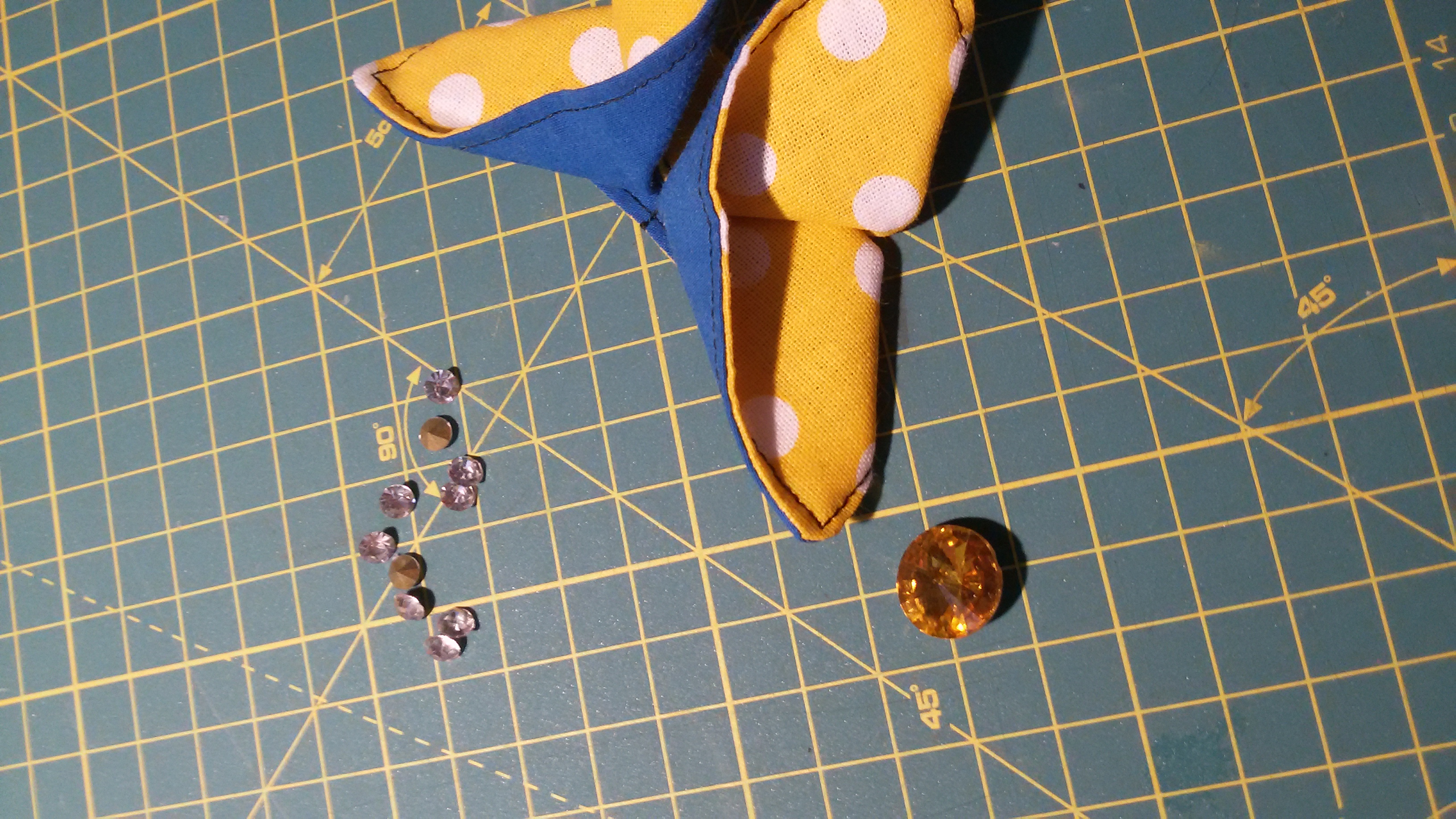 Origami-latkovy-motyl-ze-zbytku22