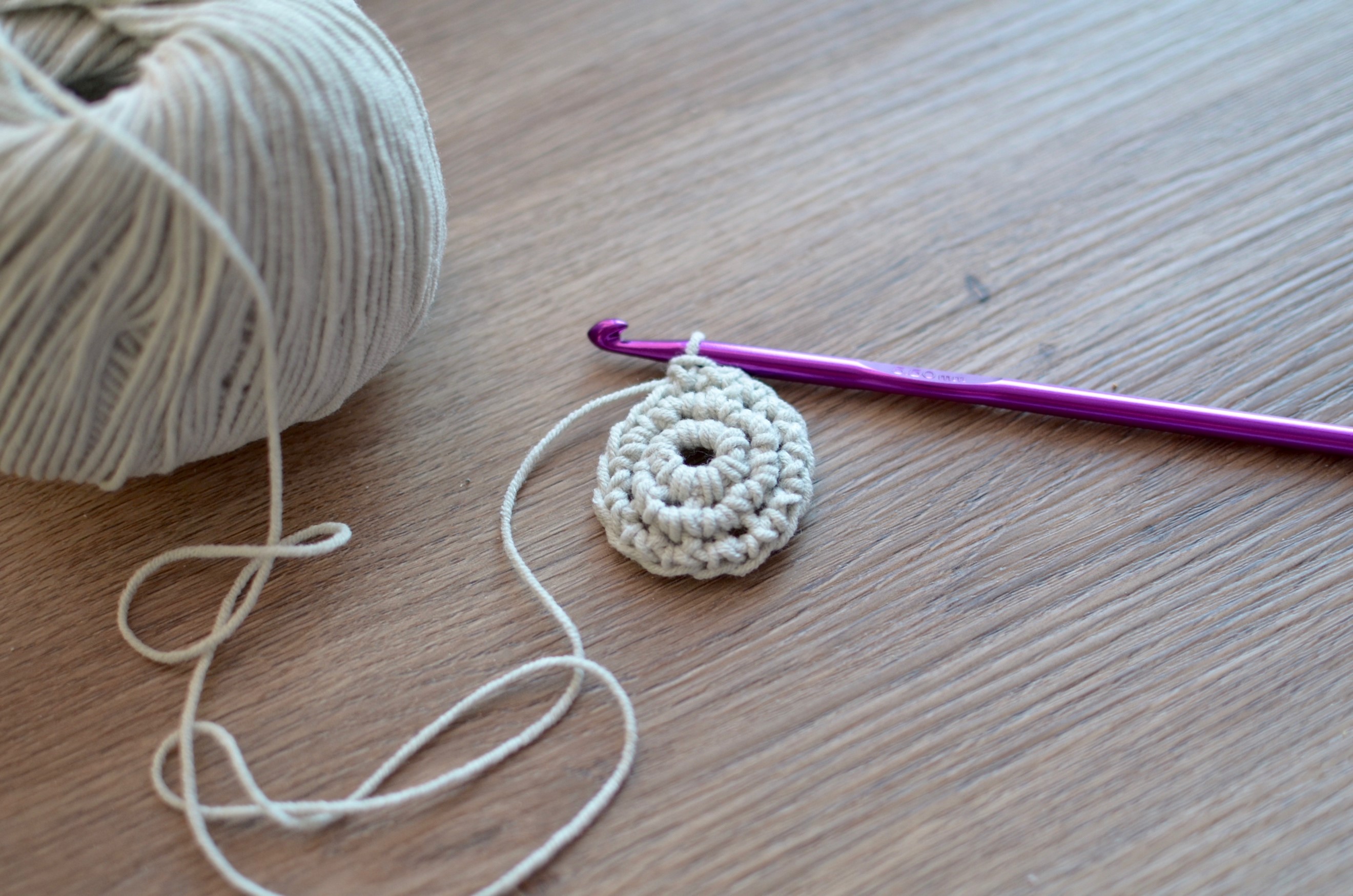 navod-na-hackovane-usate-vajicko-velikonocni-dekorace1