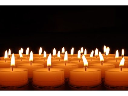 candles 492171 640