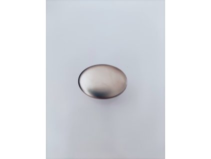 Kovový úchyt oválny