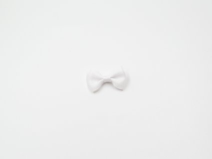 Mašlička taftová bílá (š3.7 x v2.5 cm) 10Kč