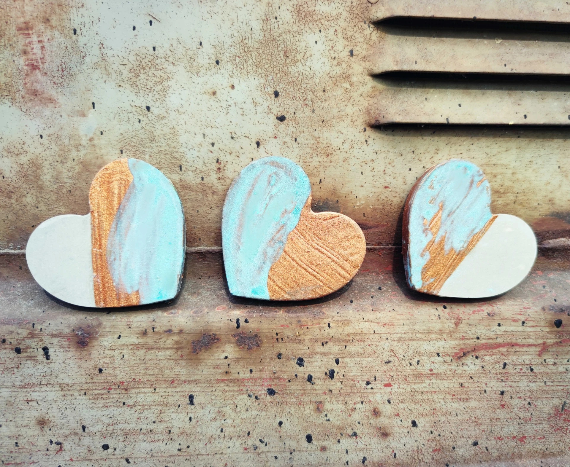 Výtvarka s Amosem - srdce z betonu