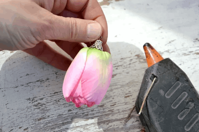 Tulipánové náušnice