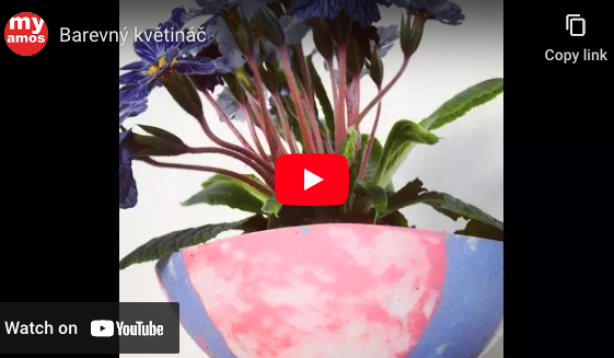 Barevný květináč