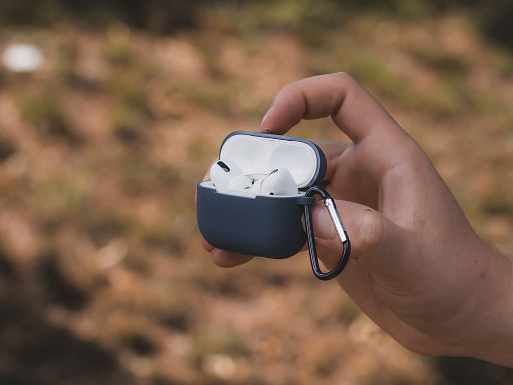 Ochrana AirPods na prvním místě.