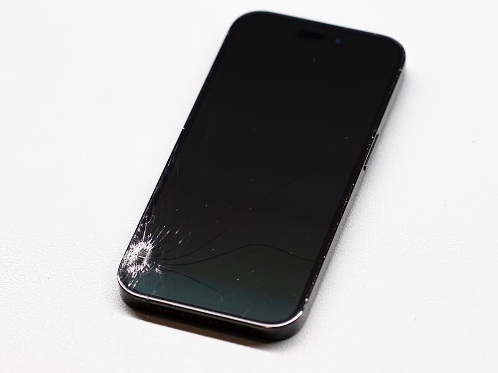 Rozdíl v displejích, které používáme na servis iPhonu!