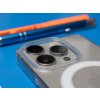 Průhledný kryt s MagSafe na iPhone 15 Pro 4
