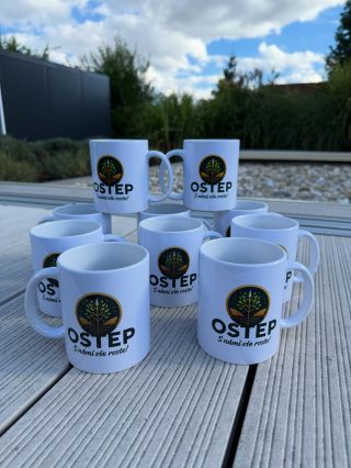 🌿 Když chutná káva i firemní identita! Hrnečky s logem jsou perfektní způsob, jak ukázat, že to s brandem myslíte vážně… i...