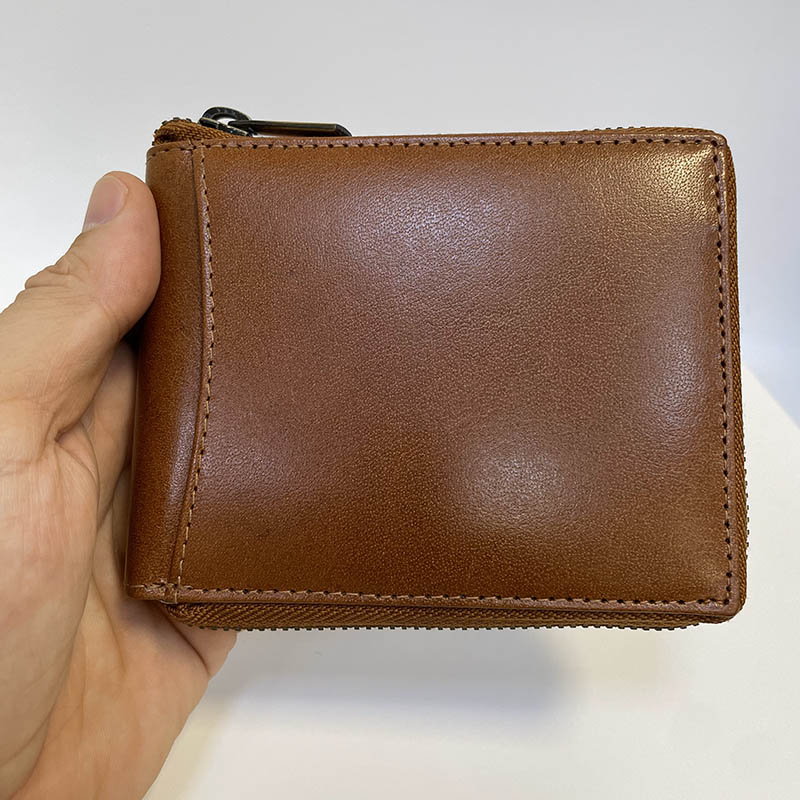 Pánská kožená peněženka ZIPPER ROYAL Leather hnědá s celým zipem a monogramem | Pravá kůže, bezpečné zavírání