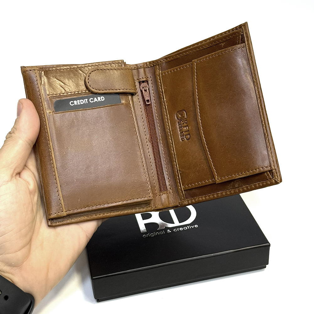 Luxusní kožená peněženka s vlastním textem, fotkou