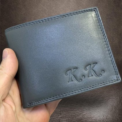 Pánská šedá kožená peněženka BEORIGINAL Leather s monogramem (ražba)