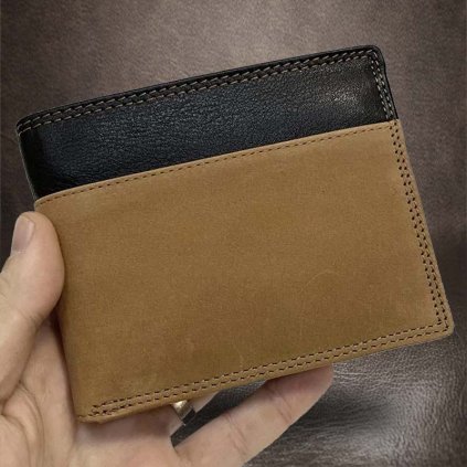 Pánská kožená peněženka COMBO BEORIGINAL Leather s monogramem (ražba)