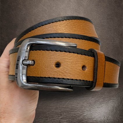Pánský hnědý kožený pásek COMBO Leather s monogramem (ražba) lze zkrátit