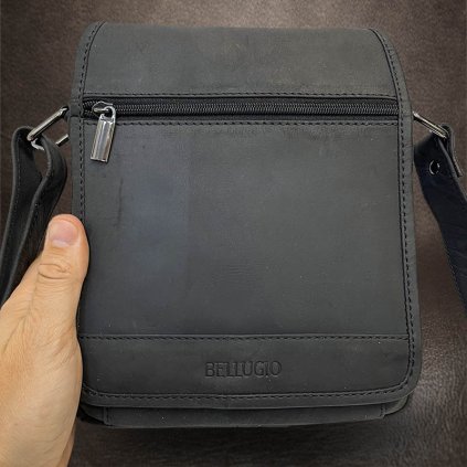 Pánská černá BELLUGIO Leather kožená crossbody messenger taška přes rameno | velikost M středně velká