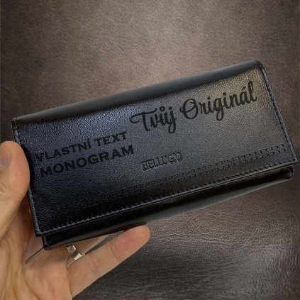 Dámská černá kožená peněženka BELLUGIO Leather s monogramem a vlastním textem