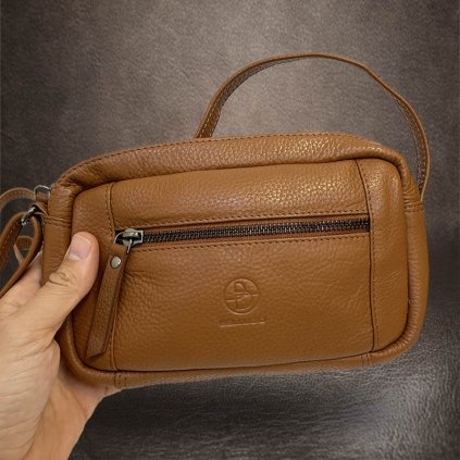 Dámská hnědá kožená kabelka crossbody BELLUGIO Leather | velikost S malá