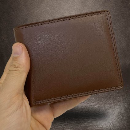 Pánská tmavě hnědá SOFT kožená peněženka RFID BEORIGINAL Leather s monogramem (ražba)