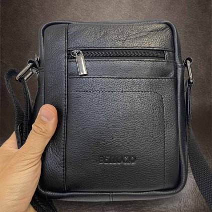 Pánská malá černá BELLUGIO Leather kožená crossbody messenger taška přes rameno | velikost S malá