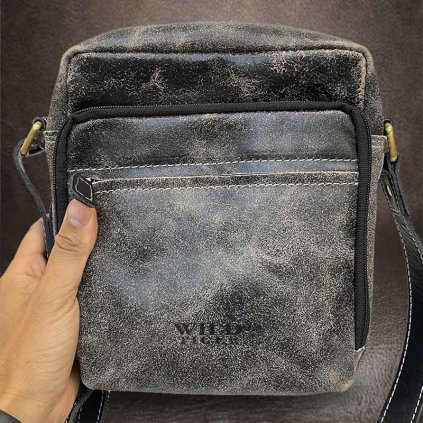 Pánská černá WILD Leather kožená crossbody messenger taška přes rameno | velikost L velká